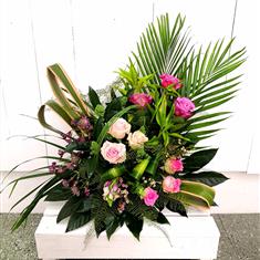 Romantic arrangement 